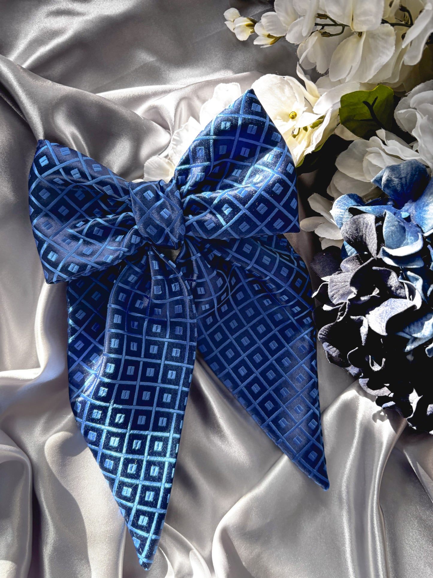 Carolina Diamonds Hair Bow LARGE