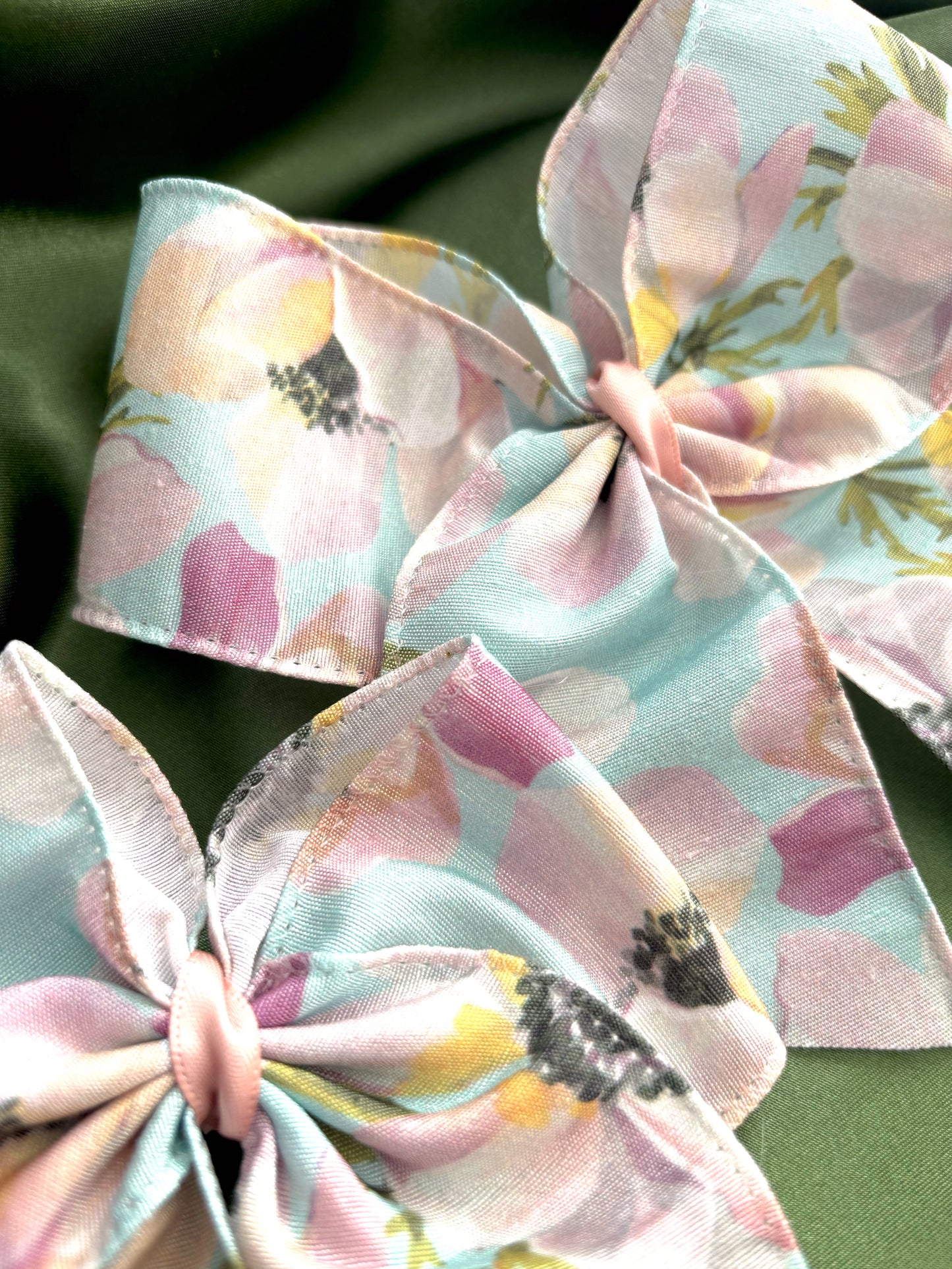 Flowering Dogwood Bow MEDIUM