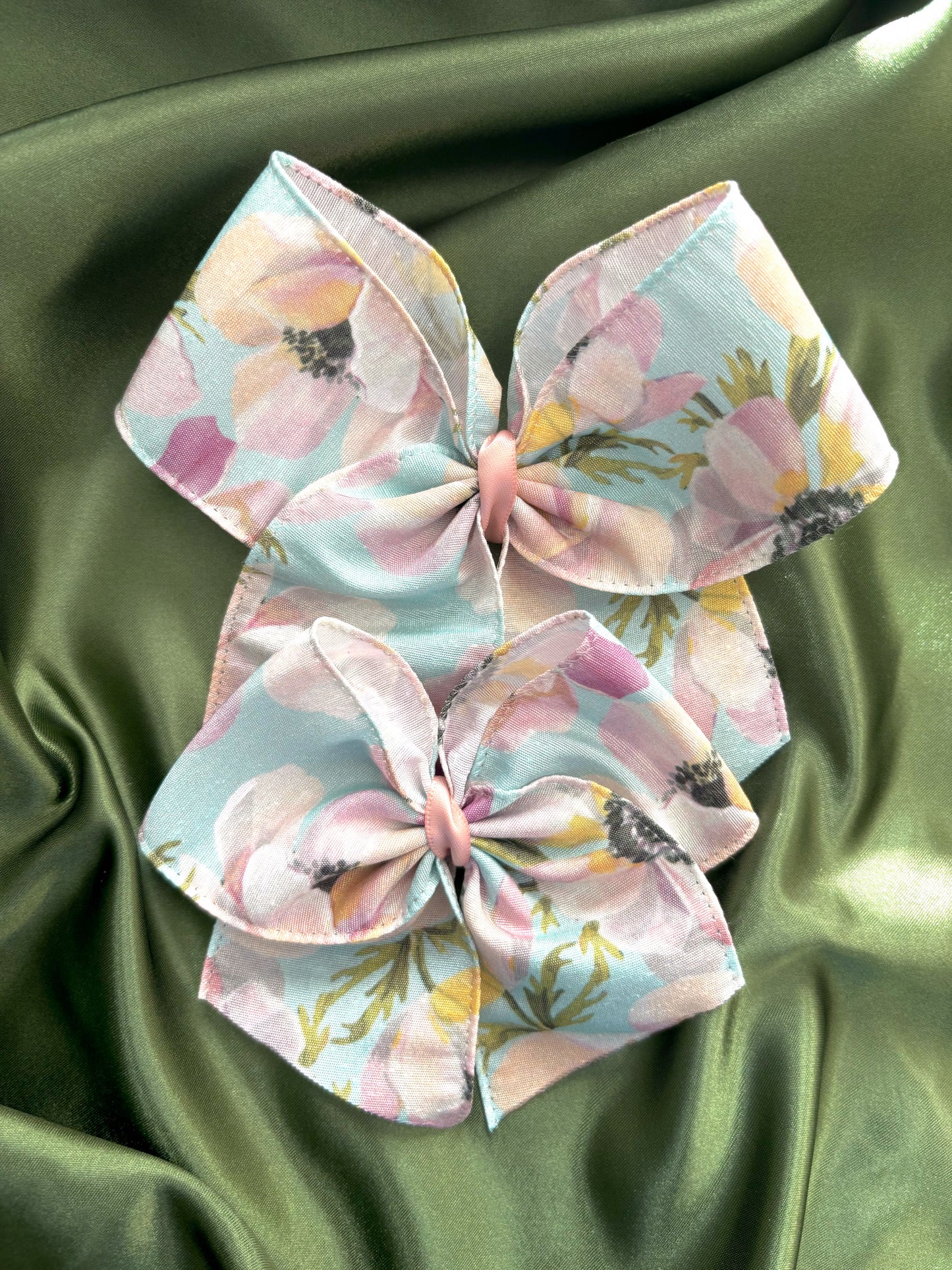 Flowering Dogwood Bow SMALL