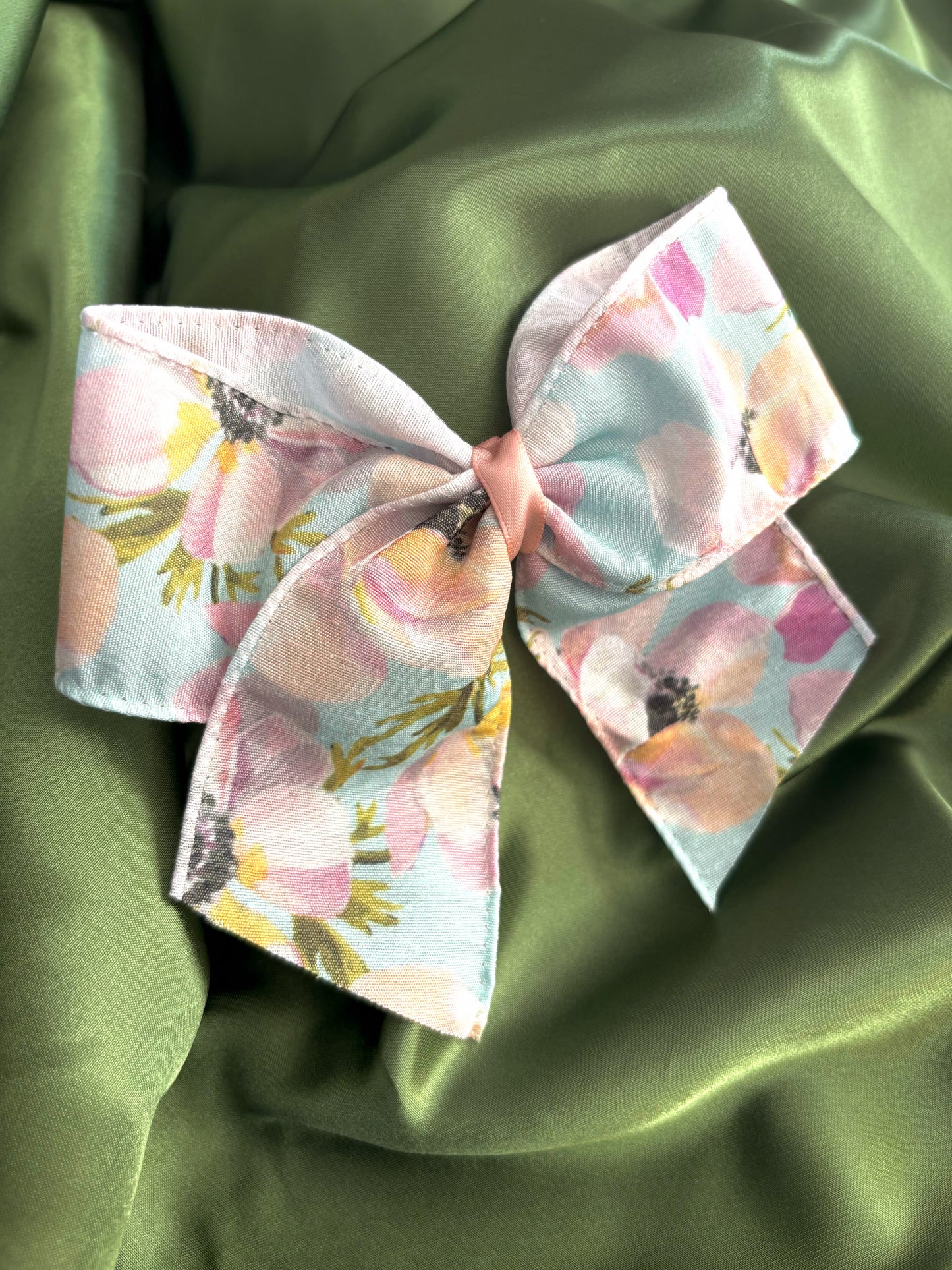 Flowering Dogwood Bow MEDIUM