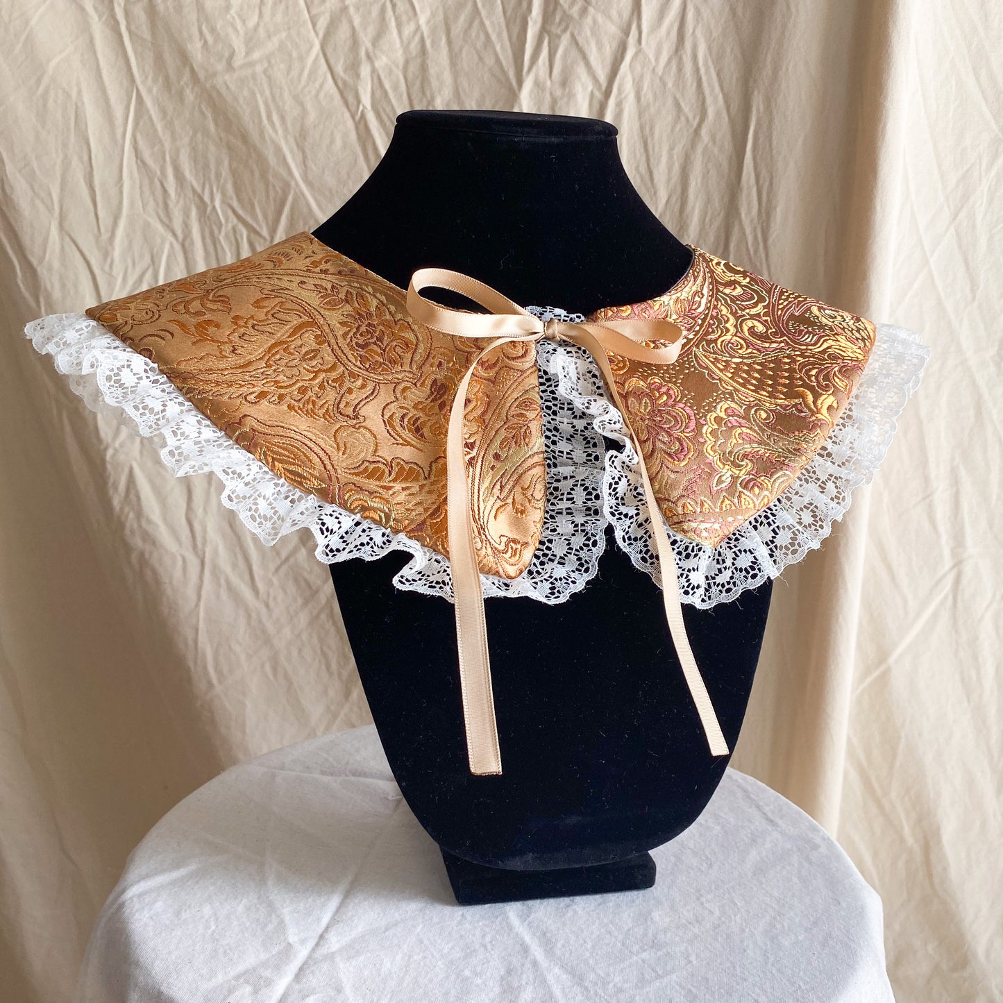 L'or de Versailles Reversible Collar