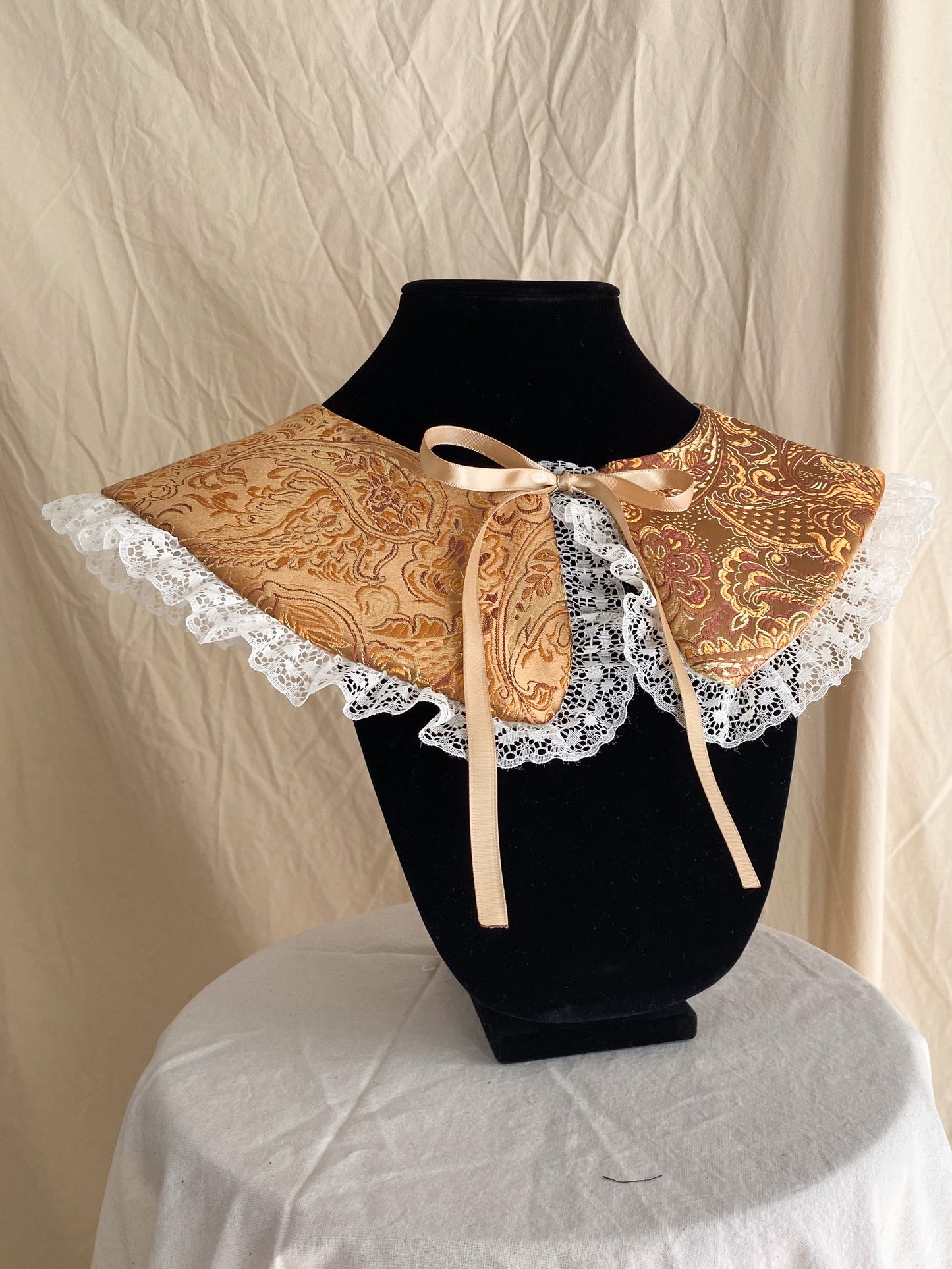 L'or de Versailles Reversible Collar