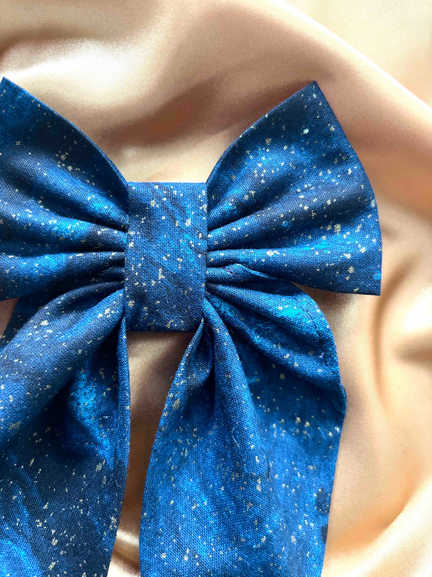 Stars Guide You Home Medium Hair Bow