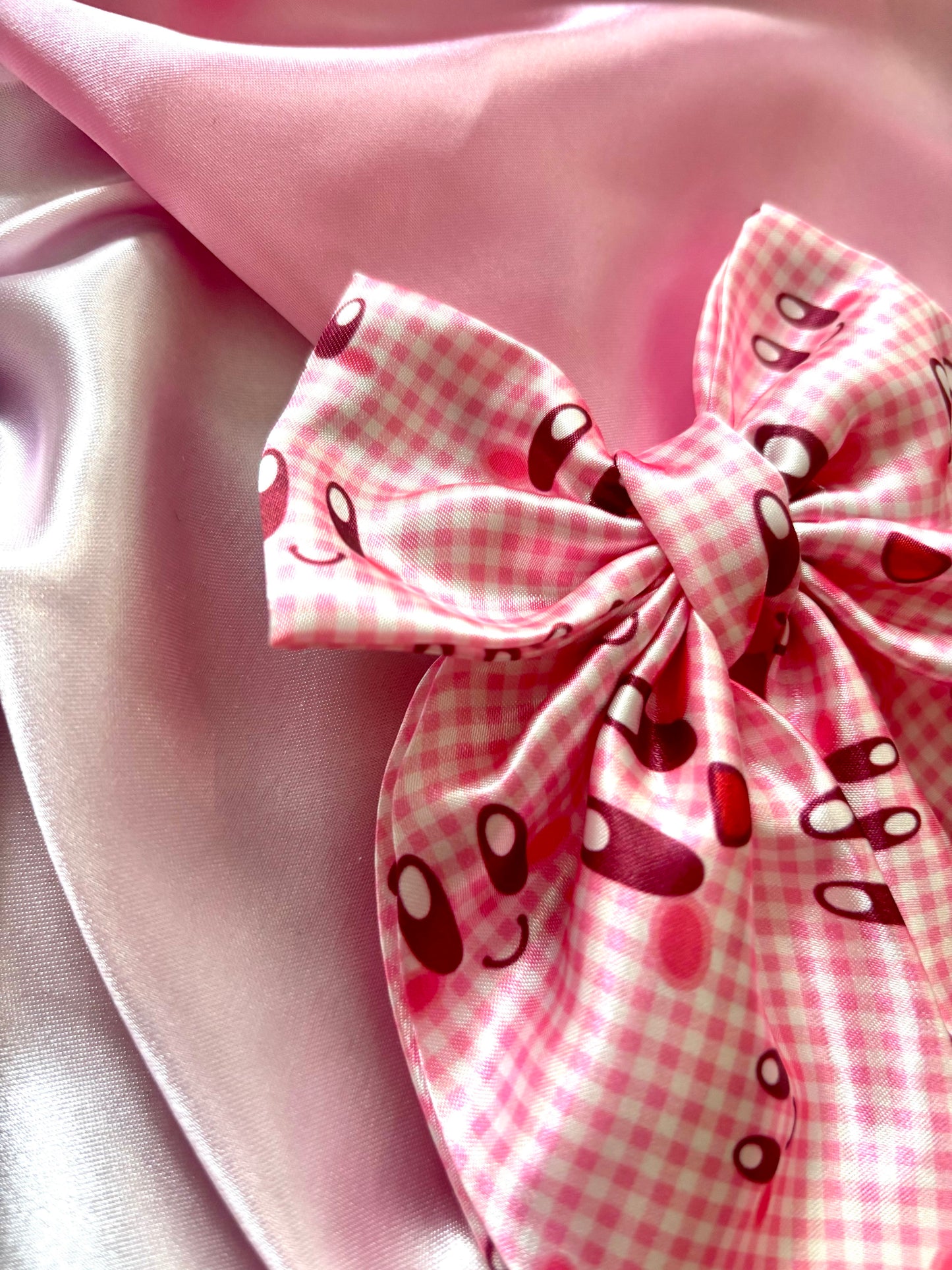 Ticket to Dreamland Satin Hair Bow (Medium)