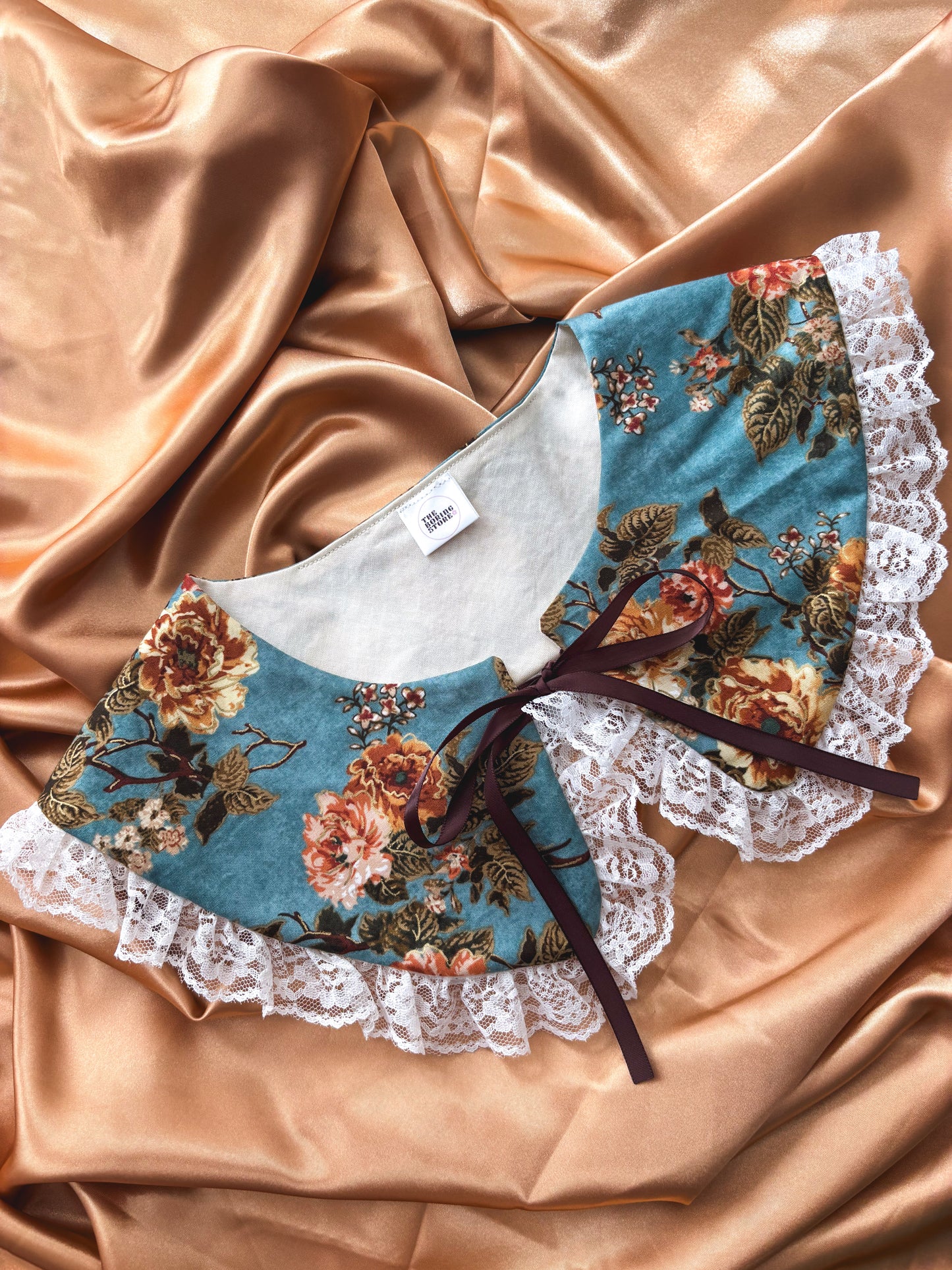 FTRBTB Reversible Collar #2: Blue Gilded Roses