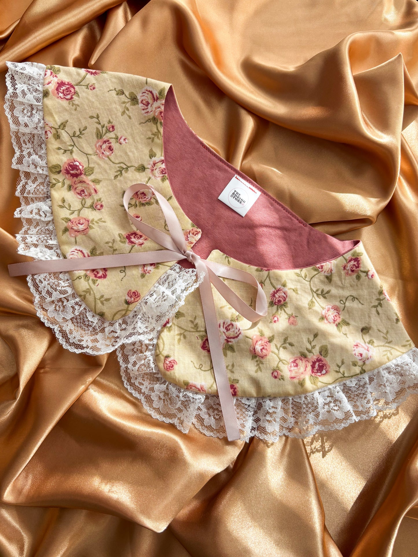 FTRBTB Reversible Collar #5B: Vintage Rose & Cream Lace (2)