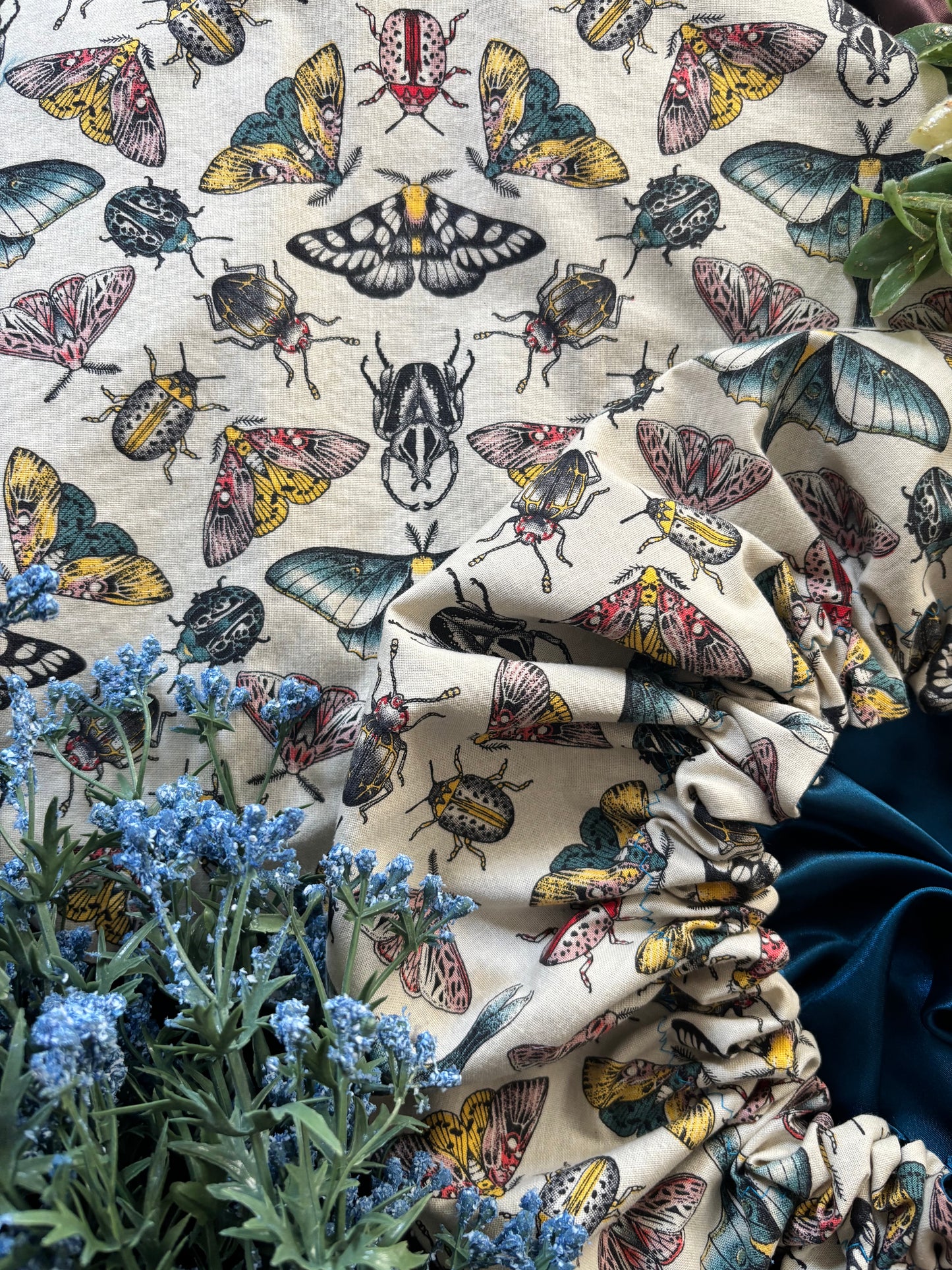 Totally Buggin' Satin Bonnet