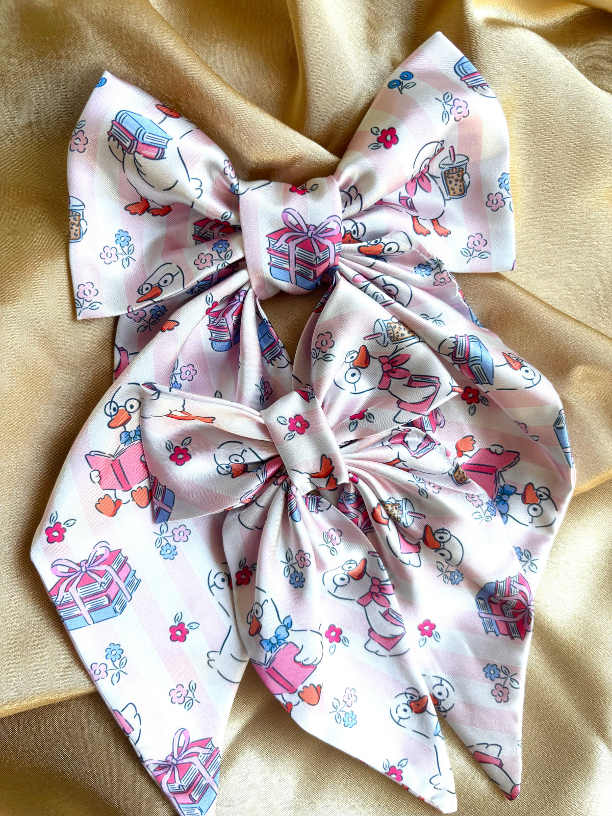 Silly Goose Book Club Hair Bow