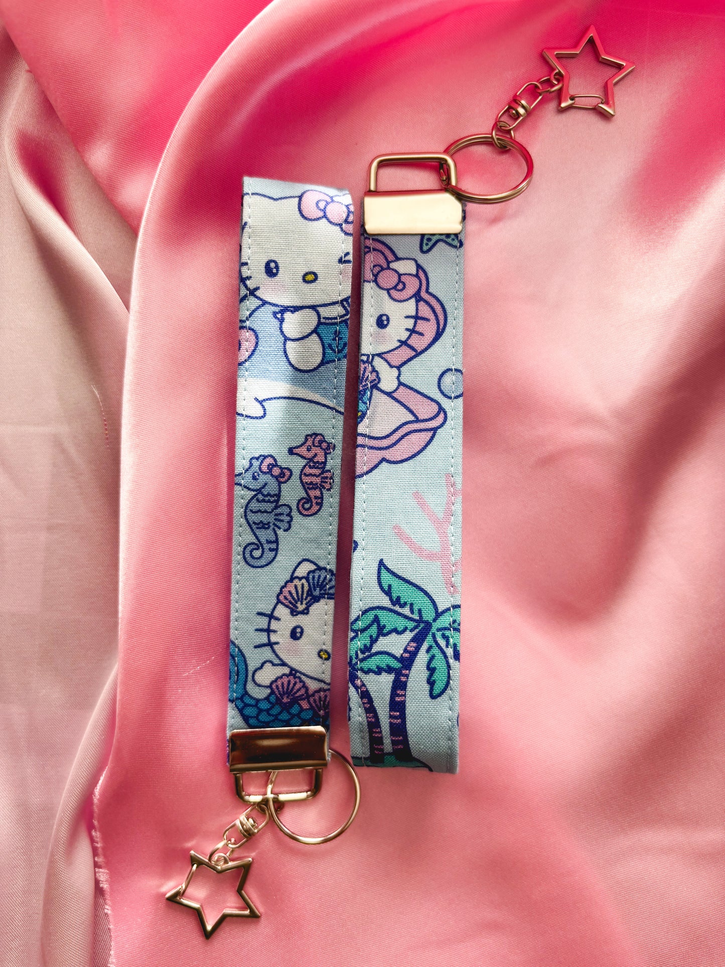 Gatito Tropical Wristlet Keychain