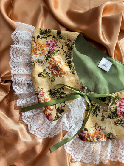 FTRBTB Reversible Collar #3: Green & Gilded Roses