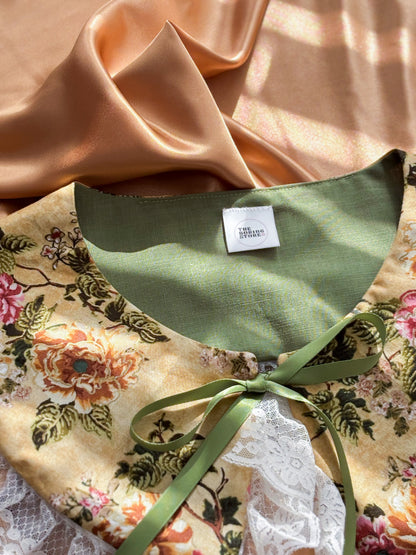 FTRBTB Reversible Collar #3: Green & Gilded Roses