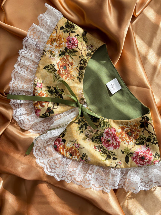 FTRBTB Reversible Collar #3: Green & Gilded Roses