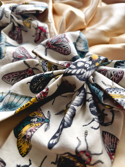 Totally Buggin' Medium Hair Bow